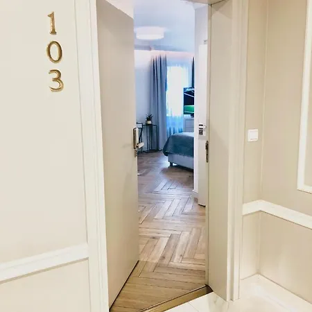 Luxury In Maritime Apartament