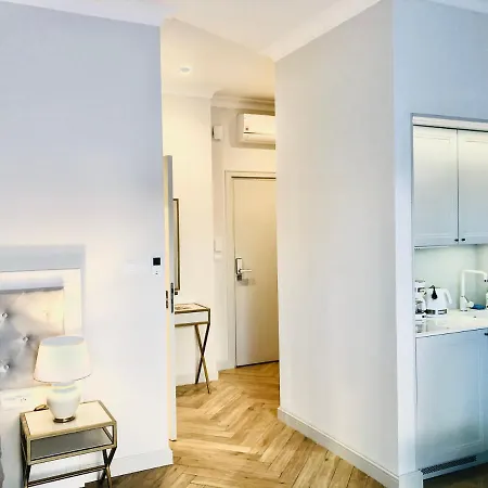 Luxury In Maritime *